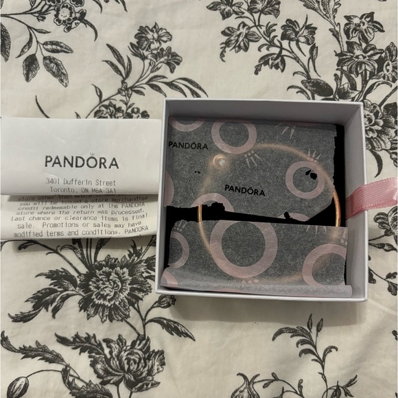 Rose Gold Pandora charm Bracelet - Picture 2 of 4